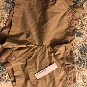 NWT Calvin Klein casual khaki shorts sz 16